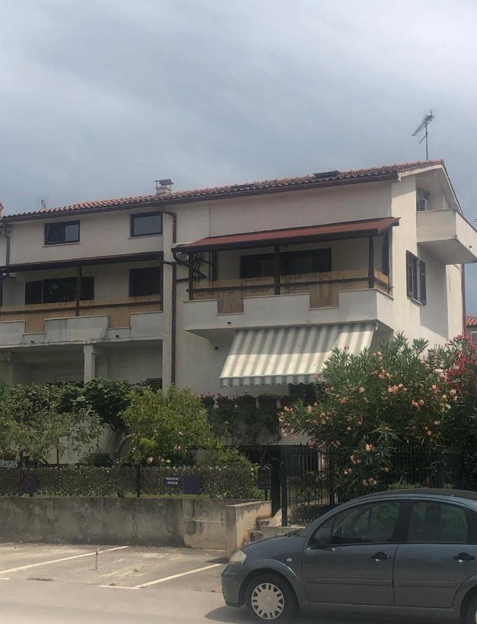 Apartment Novigrad City Centre Exterior photo